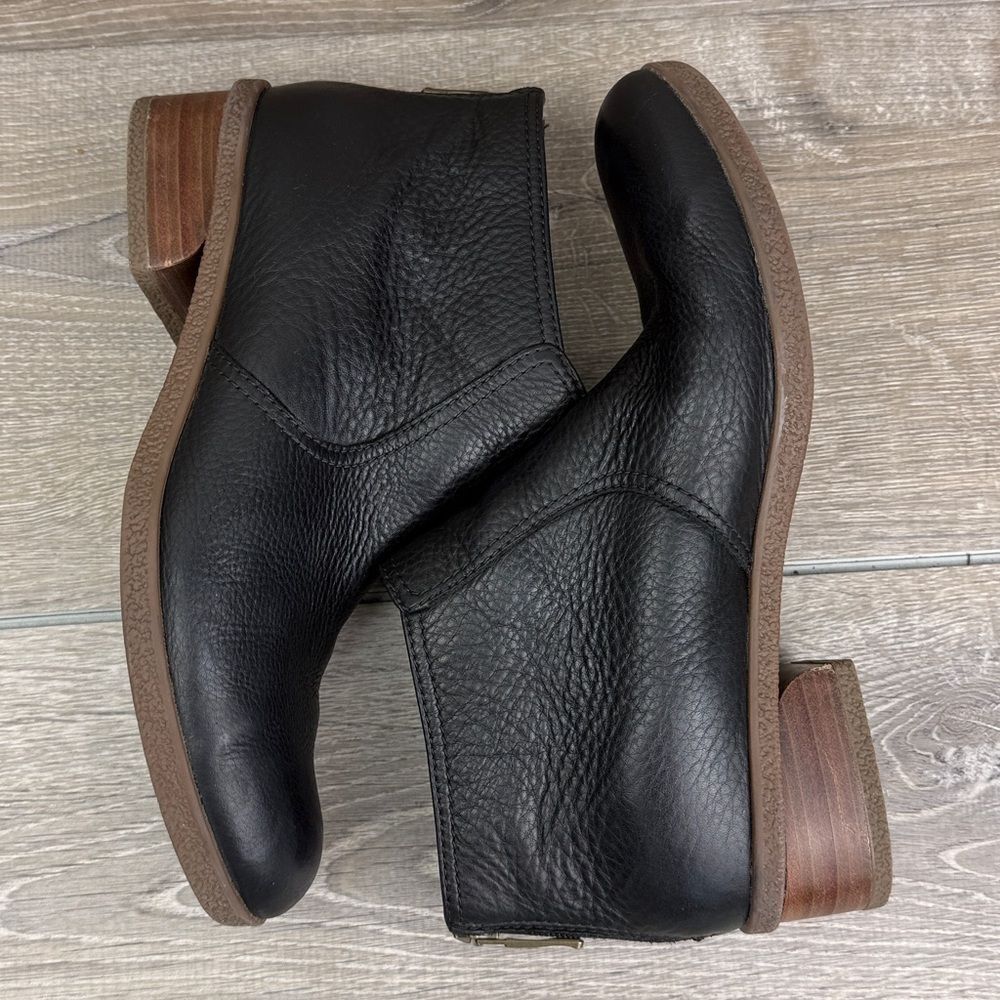 Dansko Becki Women’s Sz 10.5-11/EU 41 Black Leather Rear Zip Heeled Ankle Boots - Picture 10 of 13